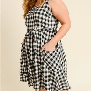 NWT Gilli Black and White Checkered Dress
